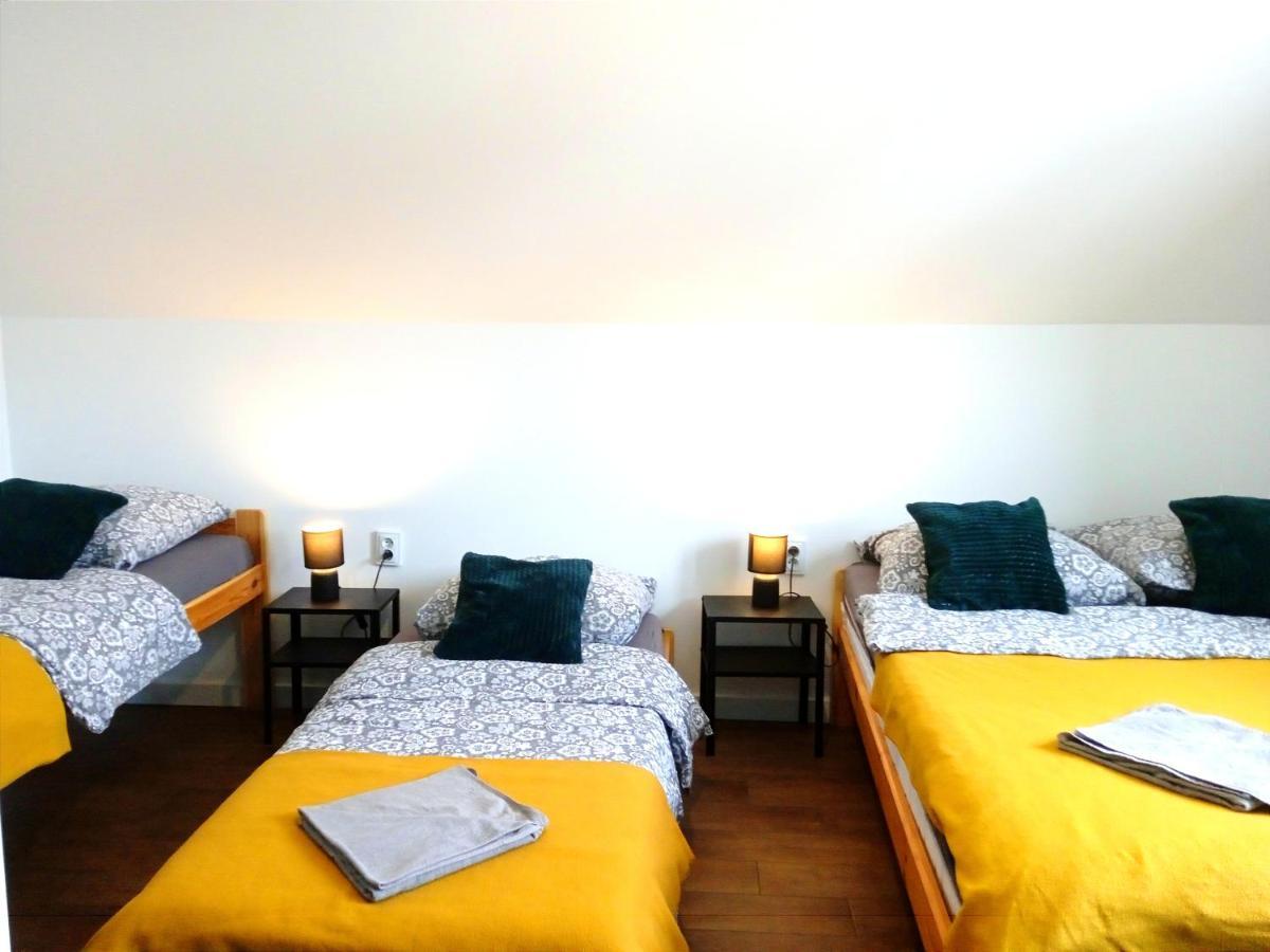 Apartamenty Jodlowa - Bilard - Bawialnia - Krolikarnia Krajno-Zagorze Eksteriør billede