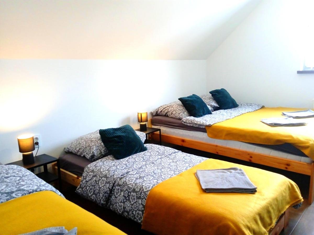Apartamenty Jodlowa - Bilard - Bawialnia - Krolikarnia Krajno-Zagorze Eksteriør billede