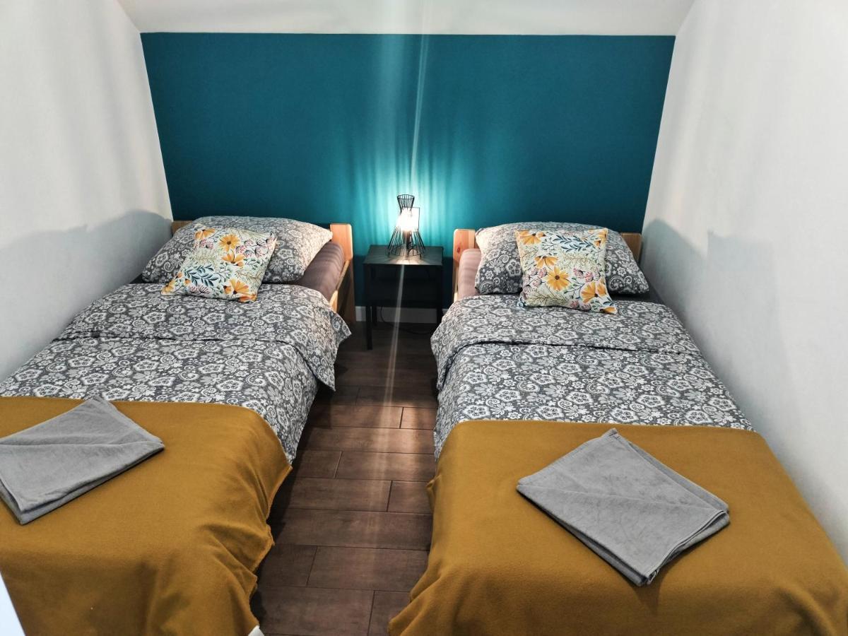 Apartamenty Jodlowa - Bilard - Bawialnia - Krolikarnia Krajno-Zagorze Eksteriør billede